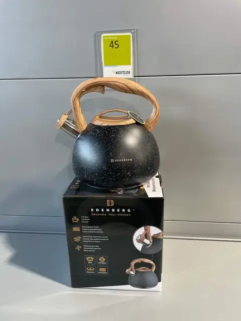 Fierbător de apă 3 l cu fluier