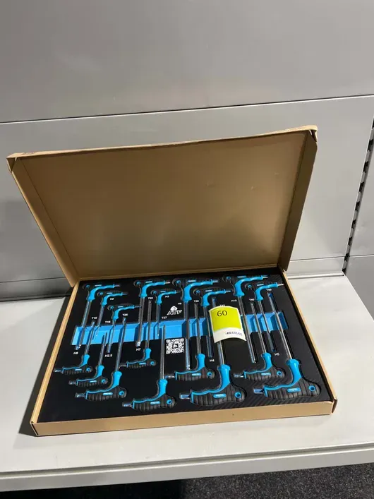 原装 ATF Premium T 型手柄扳手组套 Torx 与内六角 18 件
