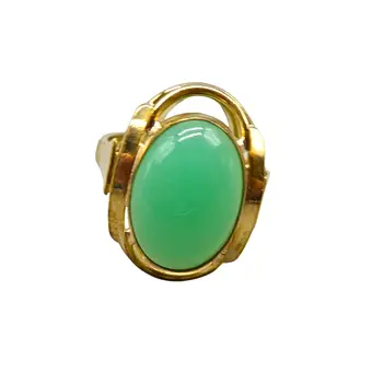333 gullring i gult gull med oval krysopras-cabochon