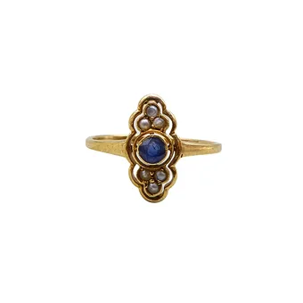 Anello in oro con zaffiro e perle.