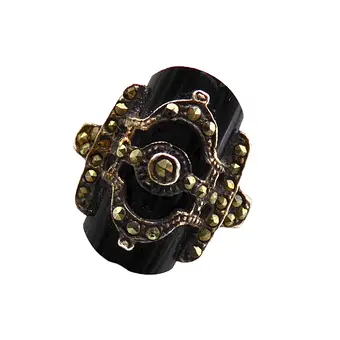Art deco-ring af 925 sølv.