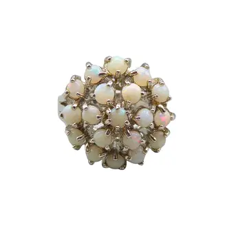 Anello a grappolo con opali a cupola in argento 925