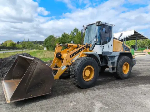 1 wheel loader Liebherr L538