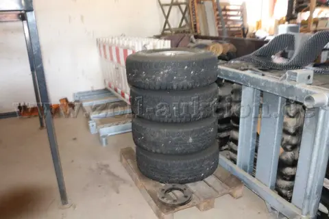 1 set di pneumatici invernali HANSA APZ 1003 "LT 265/75 R16"