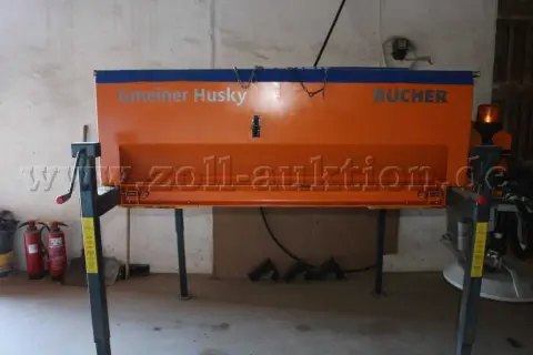 1 esparcidor Gmeiner HUSKY 1100