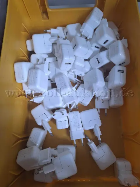 45 alimentatori Apple 10W USB