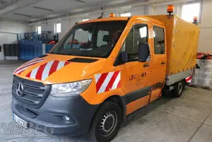 卡车 Mercedes 416 CDI Sprinter 双排驾驶室平板车