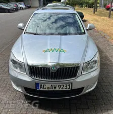 Autovettura Skoda Octavia Combi 2,0 TDI