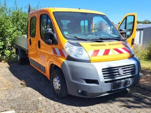 菲亚特 Ducato 250 D 2,3 JTD 双排座平板卡车