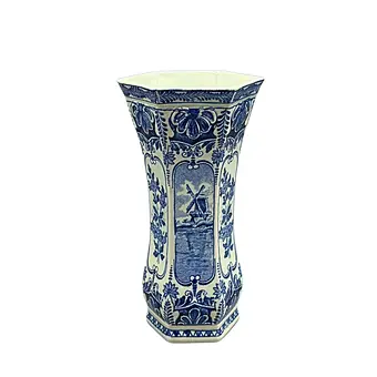 Delft porcelænsvase.