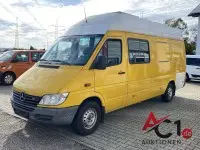 MB Sprinter 311 CDI, különleges rendeltetésű jármű — irodai/tájékoztató