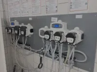 1 台 Seitz 洗涤剂配量站,带 7 个分配器