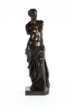 Según el modelo antiguo: Venus de Milo