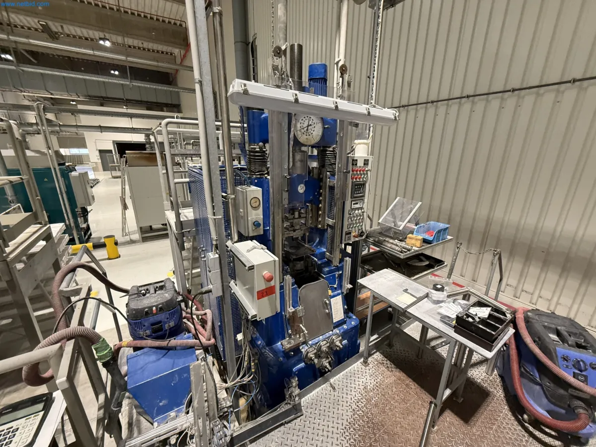 Automatic dry press Hermsdorfer Anlagen Instandhaltung HAI TPA45.2