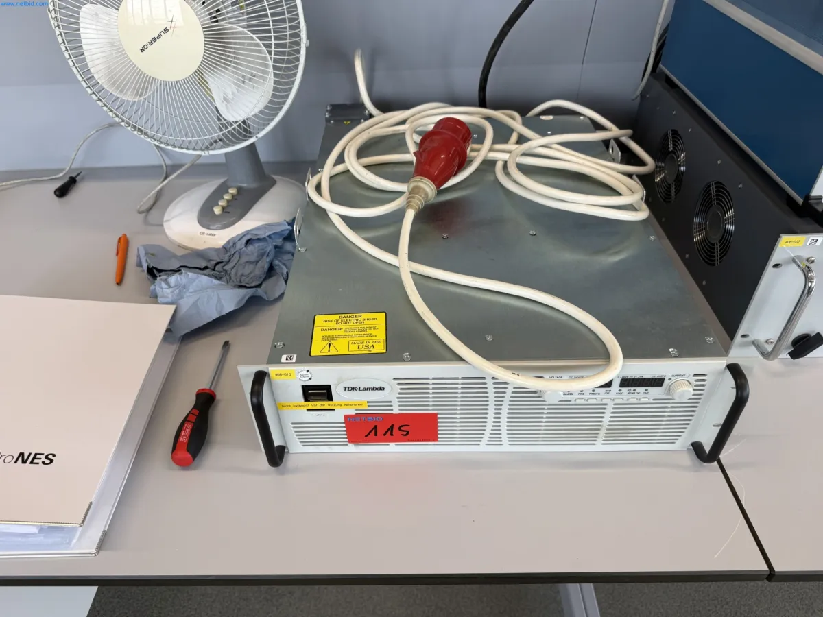 Laboratóriumi tápegység TDK Lambda GEN400-37