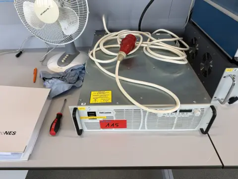 Laboratóriumi tápegység TDK Lambda GEN400-37