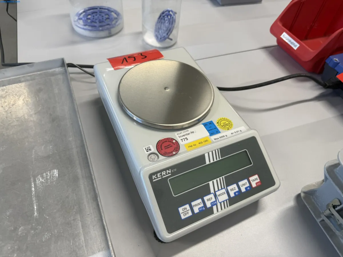 Mérleg Kern 572-39