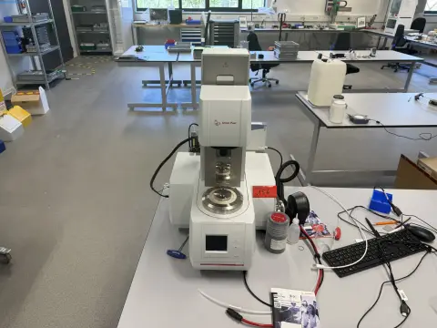 Reométer Anton Paar MCR302E