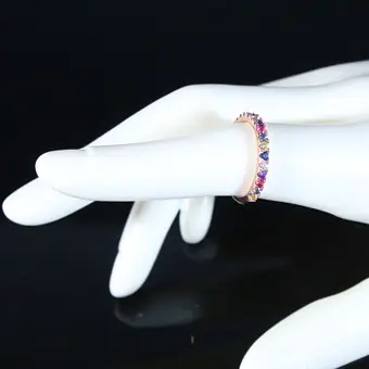 MERALIN JEWELRY. خاتم Rainbow بزركونيا ملونة، عيار 925، مطلي بالذهب الوردي، إيطاليا