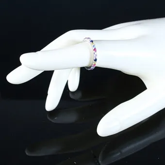 Meralin Jewelry。彩虹戒指镶彩色明亮式切割锆石，925，意大利。