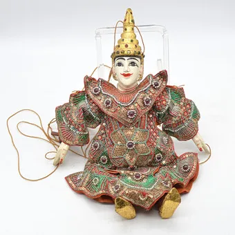 缅甸木制木偶，“红色服装”，手工制作，缅甸，20世纪。