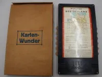 德国历史公路地图（«Karten-Wunder»），配有约1940年Philips Auto Lampen的固定装置。