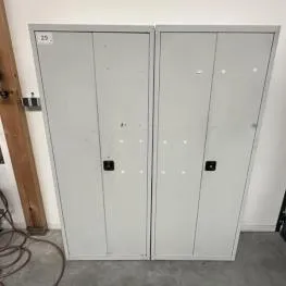 2 kaksoisteräskappia