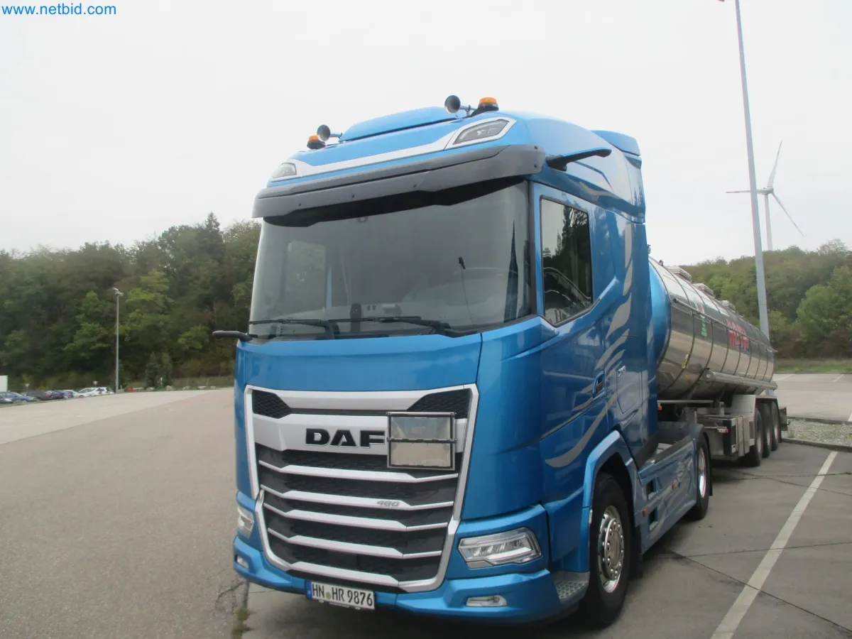 Semi-traktor DAF XG480
