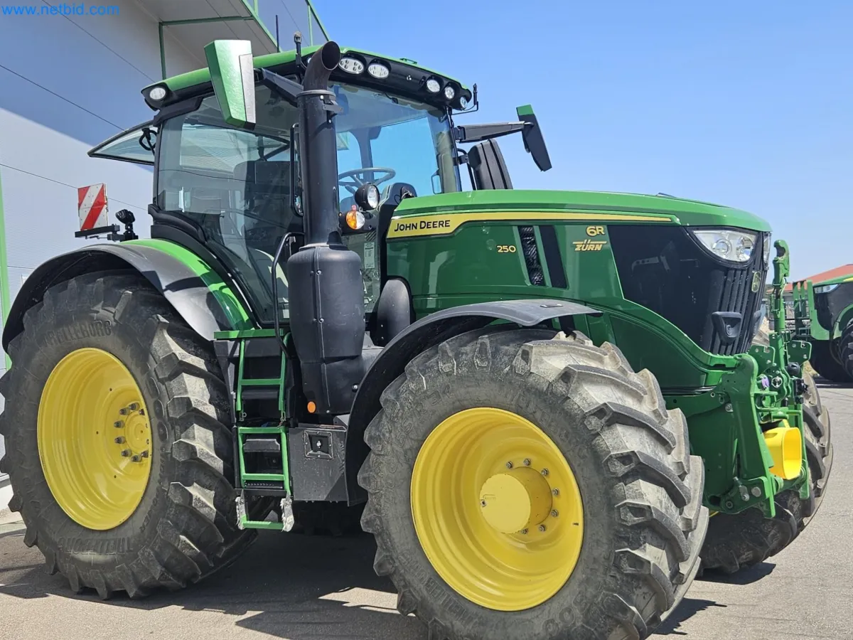 Tractor John Deere 6R 250