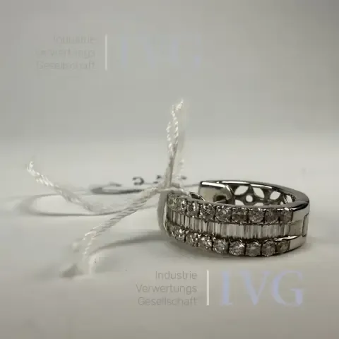 1 diamant halvkreol øredobb