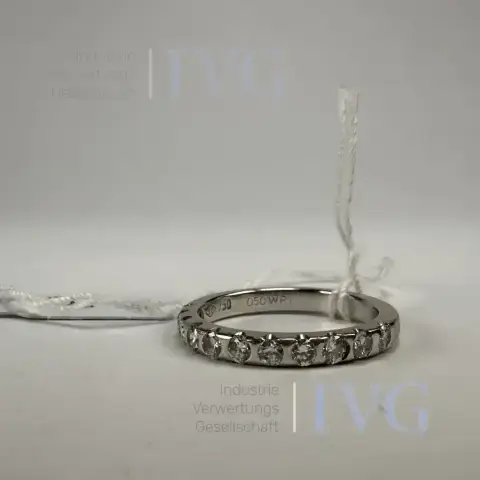 Memoire diamantring (750 hvitt gull)