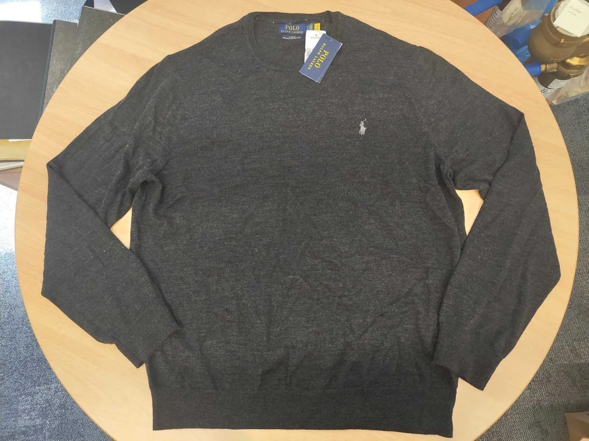 1件毛衣，品牌Polo - Ralph Lauren，尺码XXL，灰色