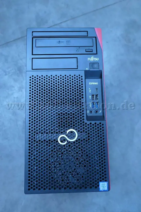 1 برج حاسوب Fujitsu Esprimo P958/E94+, M16W