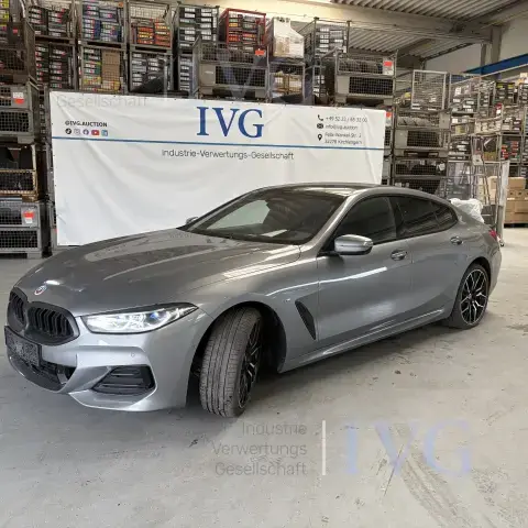 سيارة سيدان BMW 840I XDrive