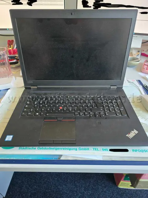 1 लैपटॉप Lenovo P73 ThinkPad, हार्ड डिस्क और पावर एडाप्टर के बिना, 17,3 इंच
