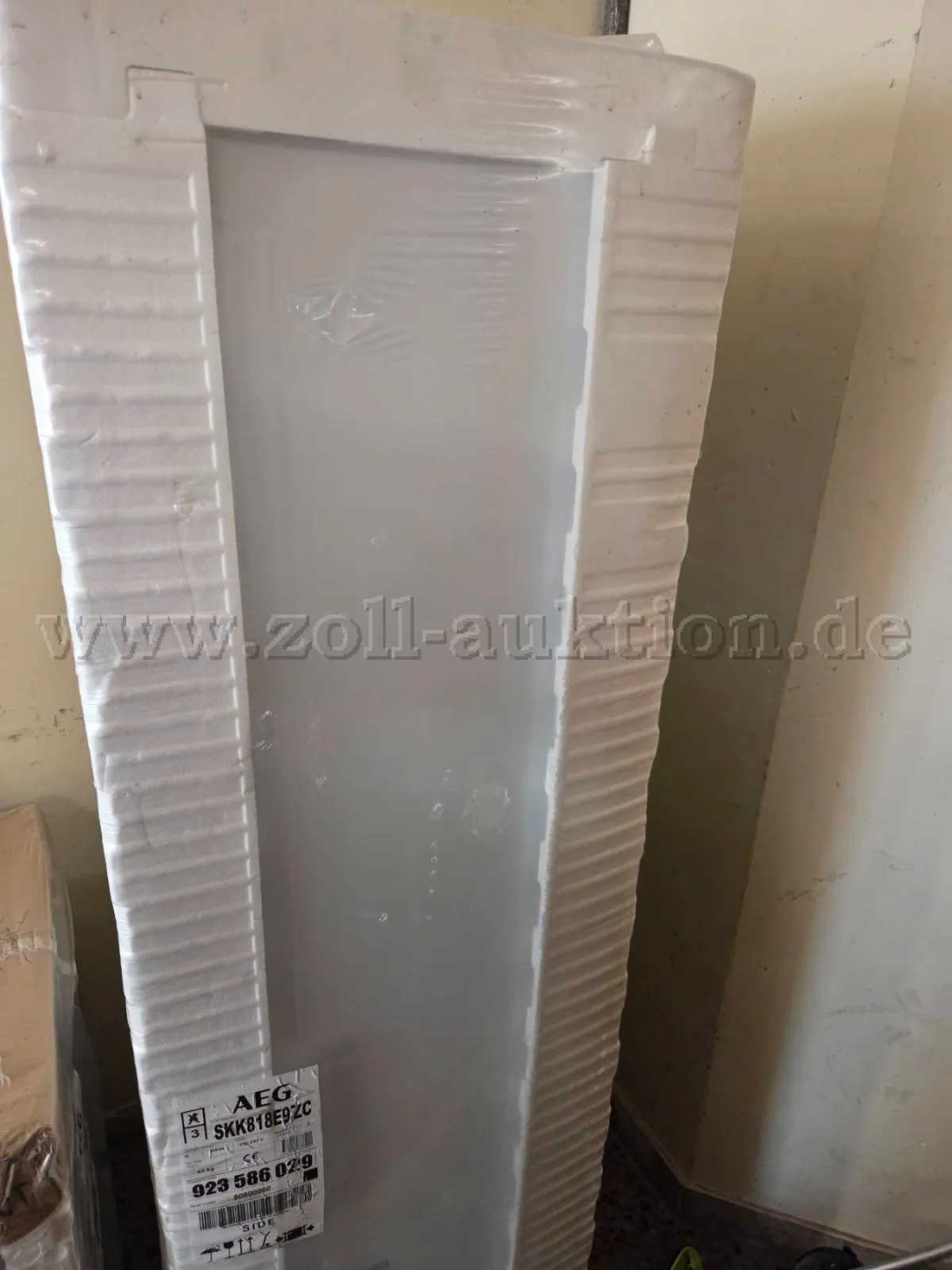 1 台 AEG Electrolux SKK818E9ZC Serie 9000 嵌入式冰箱