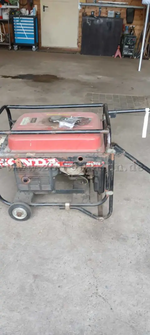 1 generator Honda ECMT 6500 – defect