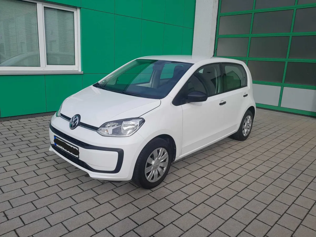 1 سيارة VW UP!