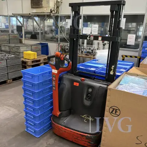 LINDE L10B 电动高架搬运车