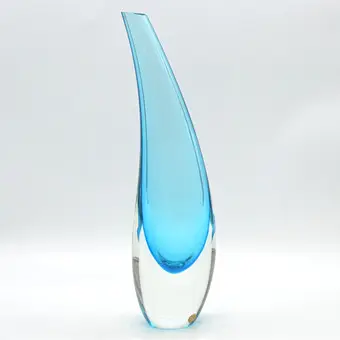 Flavio Poli. Murano-designervase, studioglas, buet form, med studiemærkat, Italien, omkring 1950