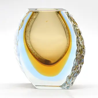 Alessandro Mandruzzato. Murano-designervase, studioglas, sommerso, struktureret overflade, Italien, omkring 1960.
