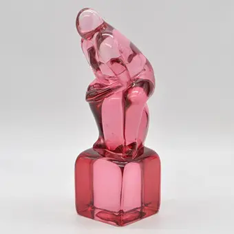 Ermanno Nason. Siddende figur, Murano-designerskulptur, til Vetreria Gino Cenedese glasværk, unikat, studioglas, Italien, ca. 1963-72.