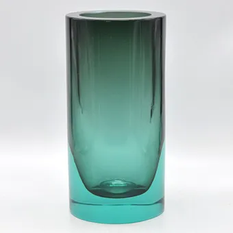 Gino Cenedese。穆拉诺设计师花瓶，工作室玻璃，sommerso，圆柱形，意大利，约1960年代。