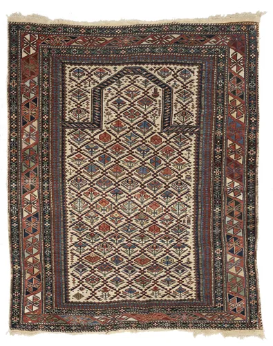 Tapis de prière du Daghestan à fond blanc