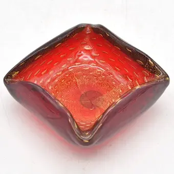 ARCHIMEDE SEGUSO. Murano-designskål, studioglas, bladguld, bullicante, Italien, omkring 1960'erne, med studiemærkat.