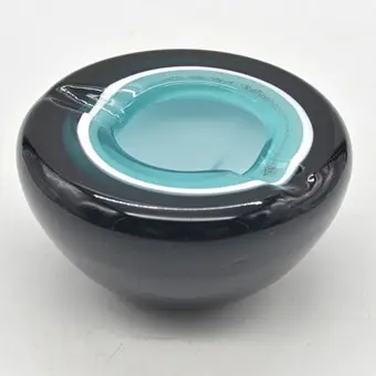 ALFREDO BARBINI. Murano-designskål, studioglas, sommerso, Italien, omkring 1950.