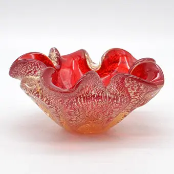 Barovier & Toso. Murano glas skål, blomsterform, studioglas med guldfolie, Italien, 20. århundrede