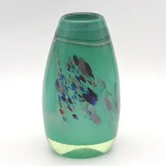 Murano kunstglasvase, flere lag studioglas, blandet teknik, Italien, omkring 1950.