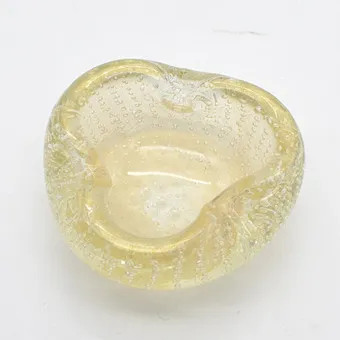 Barovier & Toso。穆拉诺玻璃碗，带金箔和不对称气泡，意大利，约1950年代。