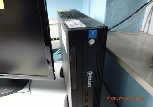 1批IT设备，包括：PC Terra 配 core i5 处理器，2台标签打印机 Etisys EP130，连续打印机 Fujitsu DL，3…